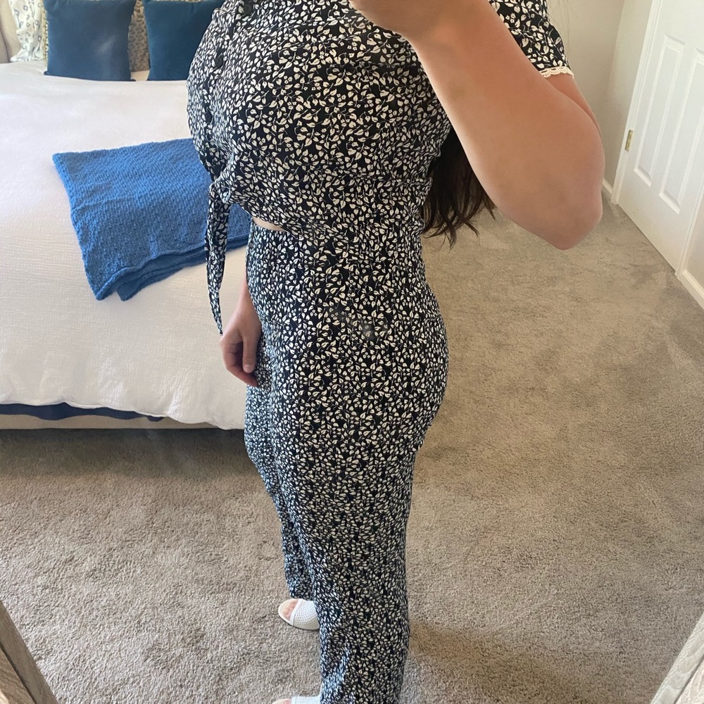 H&M Floral Set - Picture 5 of 7